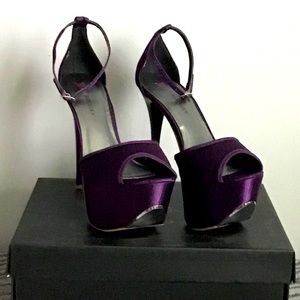 Stiletto platform
